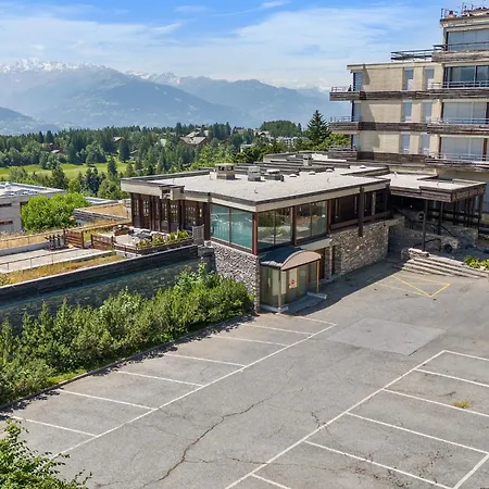 Jeanne D'arc Apt- D-33 By Interhome